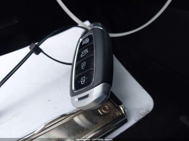 Hyundai ELANTRA Sel Image 8