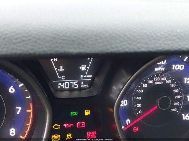 Hyundai ELANTRA Se Image 16