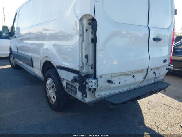 Ford Transit Image 4