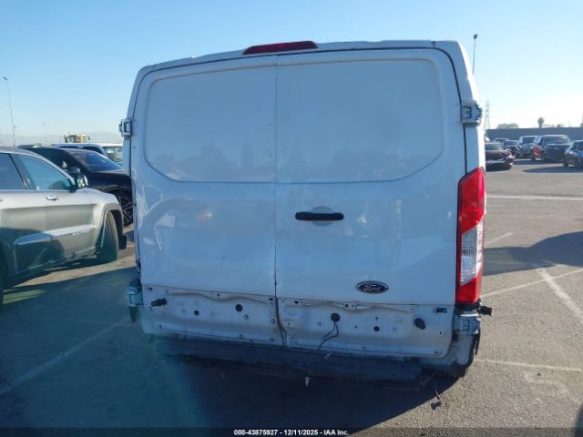 Ford Transit Image 12
