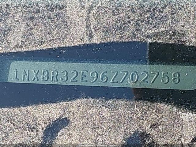 Toyota Corolla S Image 4