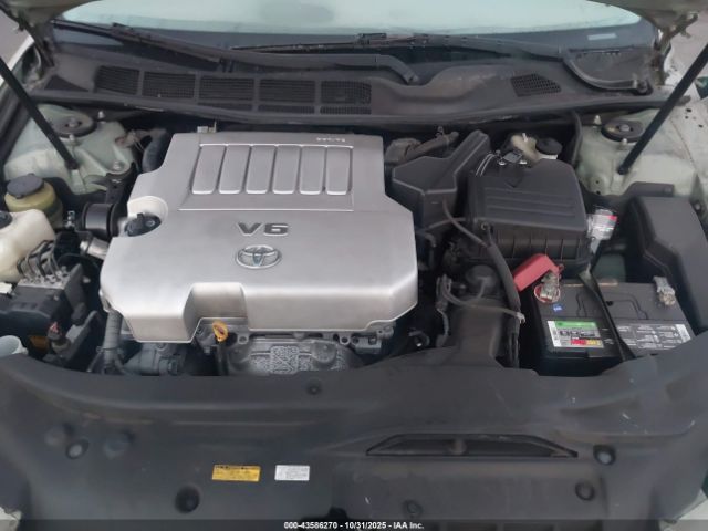 Toyota Avalon Limited Image 9