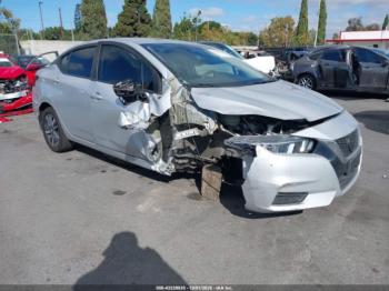  Salvage Nissan Versa