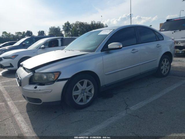 Volvo S40 2.4i Image 12