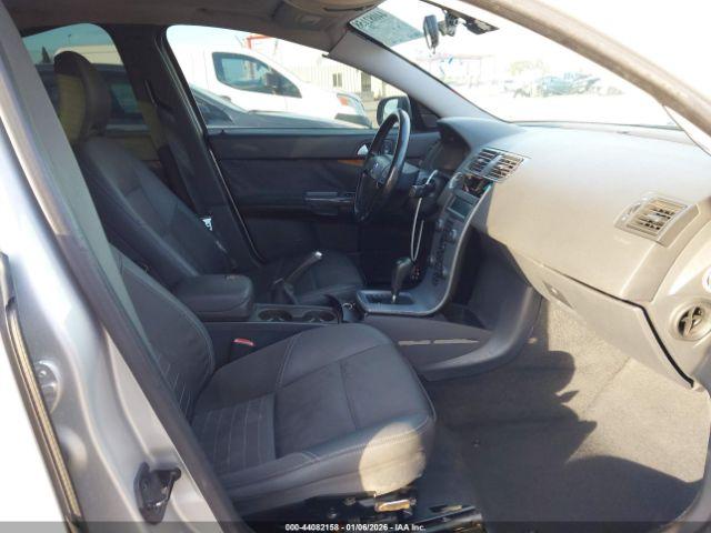 Volvo S40 2.4i Image 7