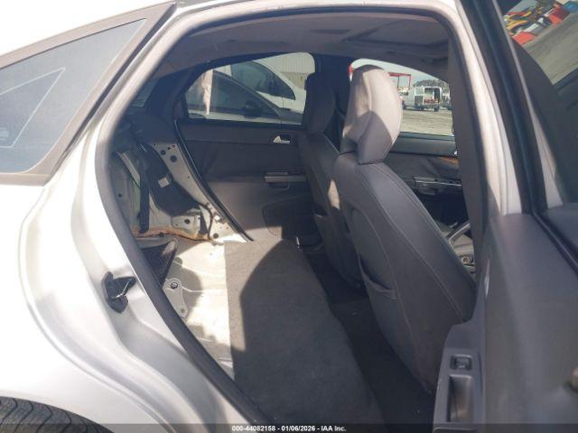 Volvo S40 2.4i Image 17