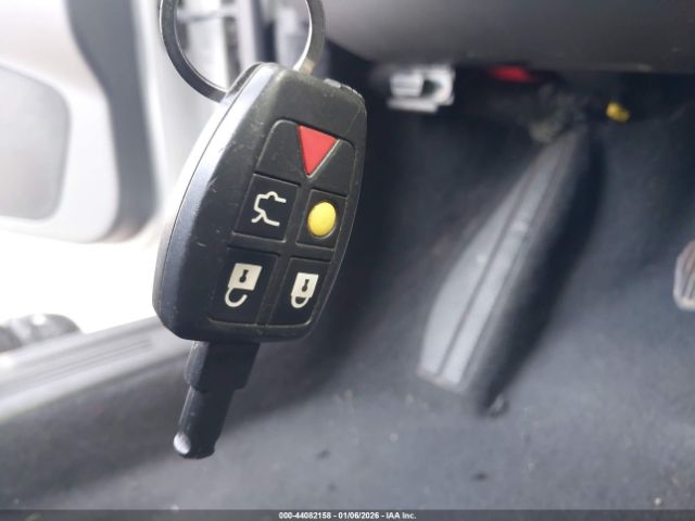 Volvo S40 2.4i Image 10