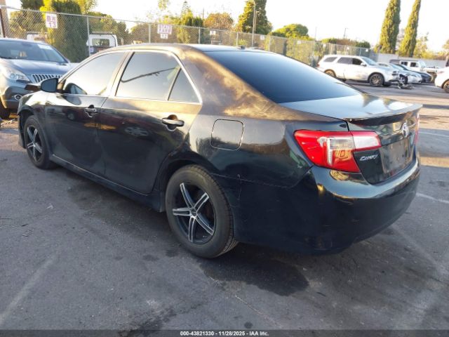 Toyota Camry Se Sport Image 14