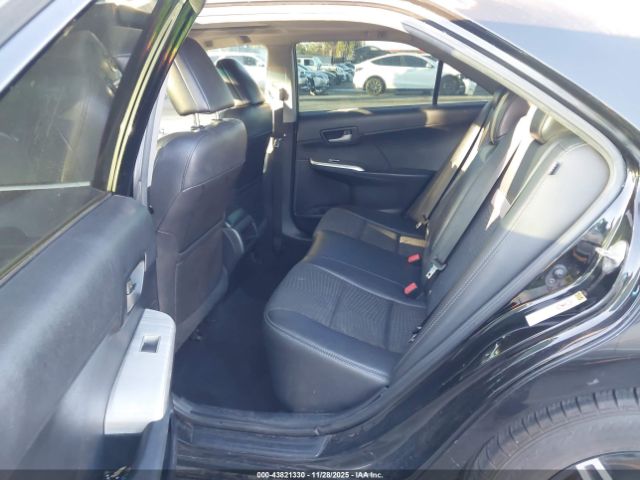 Toyota Camry Se Sport Image 6