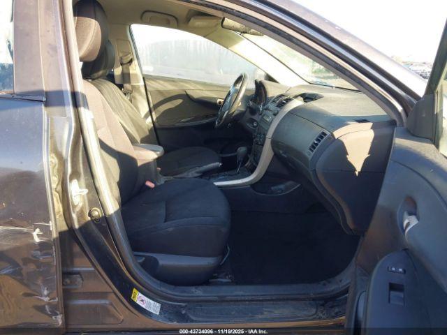 Toyota Corolla S Image 10