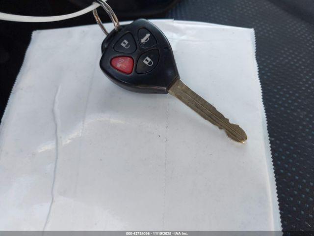 Toyota Corolla S Image 13