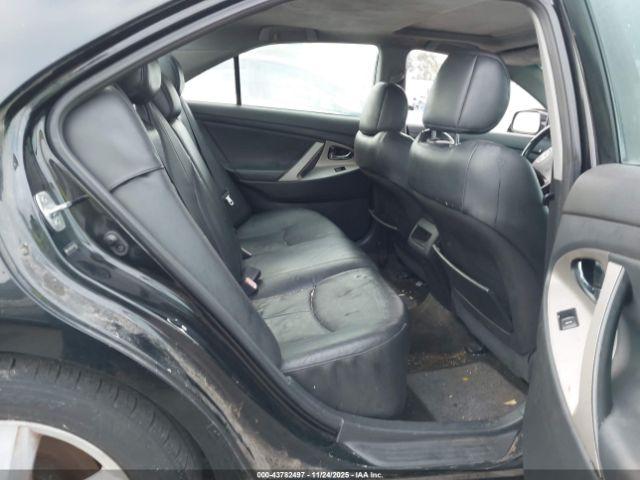 Toyota Camry Se V6 Image 6