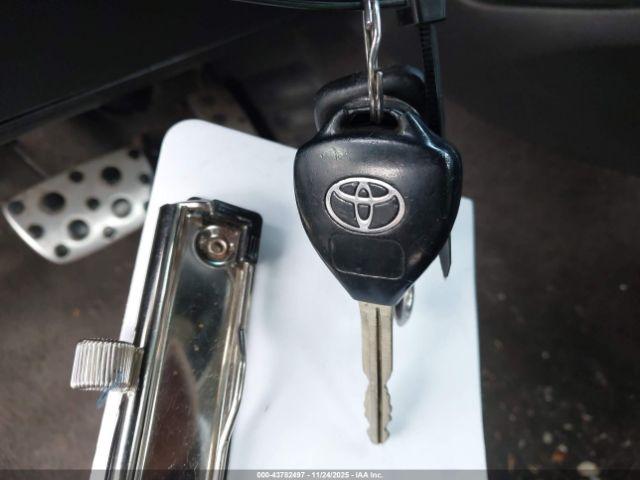 Toyota Camry Se V6 Image 7