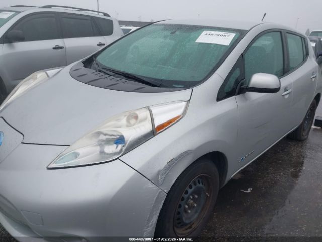 Nissan LEAF S Image 12