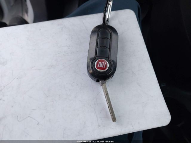 FIAT 500e Battery Electric Image 2