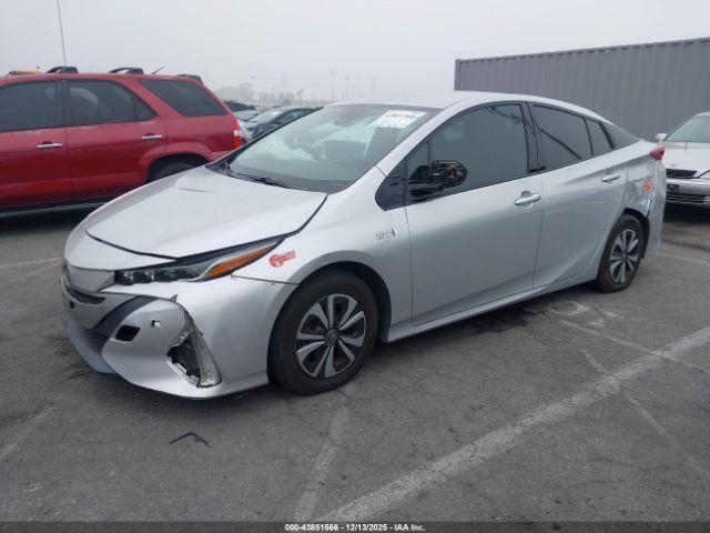Toyota Prius Prime Premium Image 4