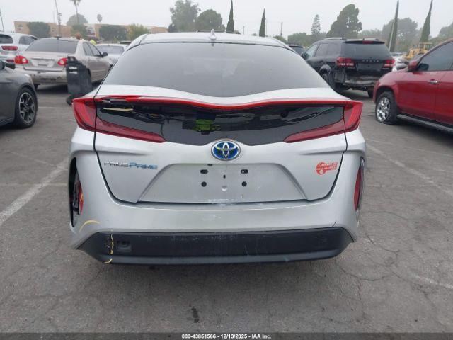 Toyota Prius Prime Premium Image 13