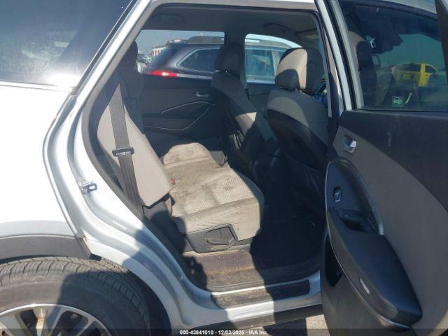 Hyundai SANTA FE Se Image 11