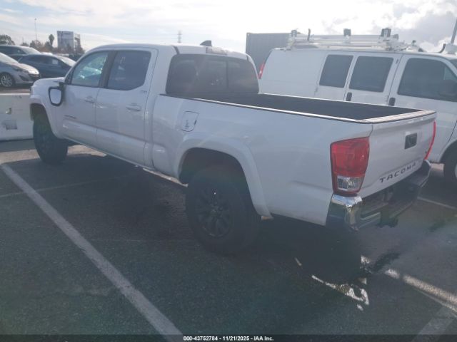 Toyota Tacoma Sr5 V6 Image 2