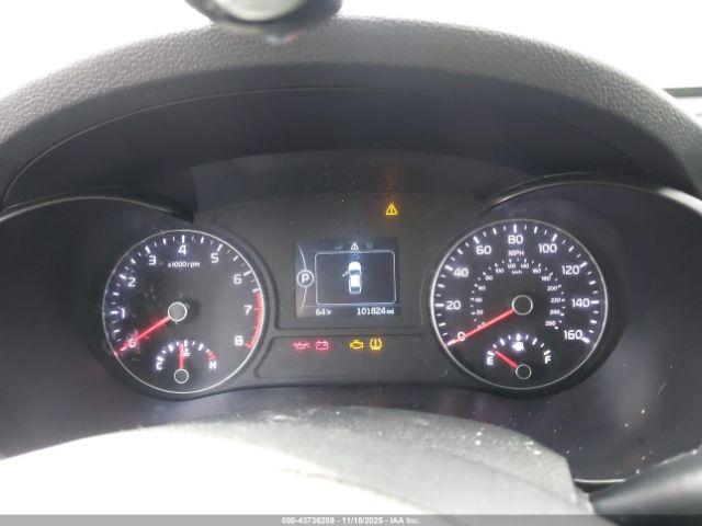 Kia Optima Lx Image 11