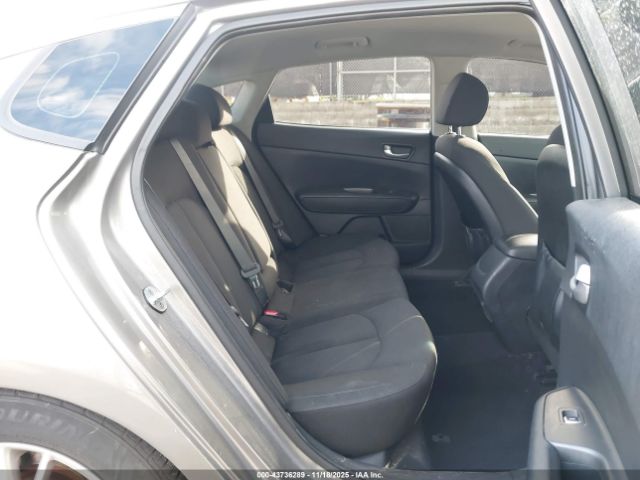 Kia Optima Lx Image 7