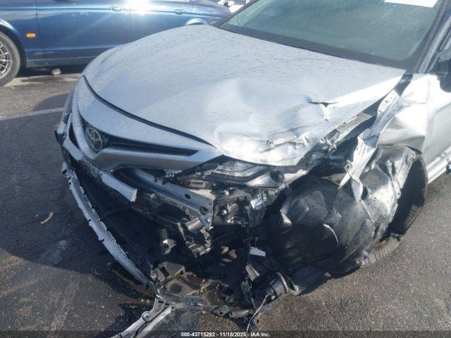 Toyota Camry Xse V6 Image 14