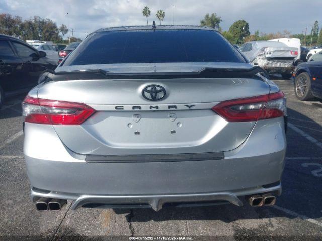 Toyota Camry Xse V6 Image 11