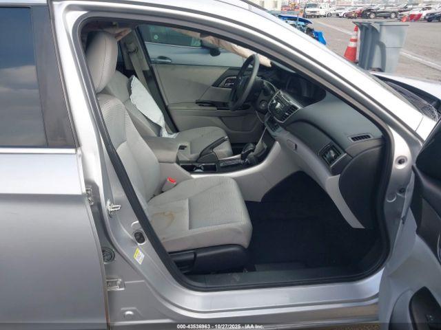 Honda Accord Lx Image 10