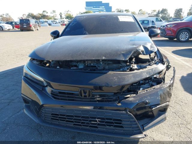 Honda Civic Sport Image 8