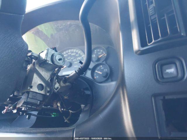 Chevrolet Express Image 6