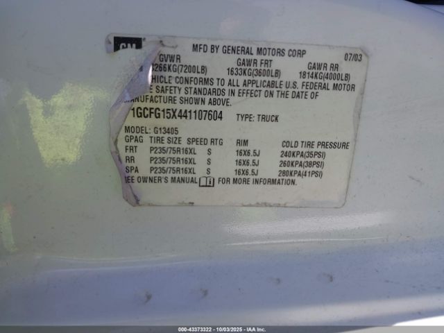 Chevrolet Express Image 13