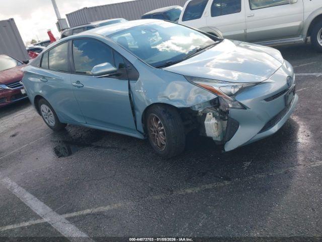  Salvage Toyota Prius