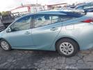 Toyota Prius Two Image 16