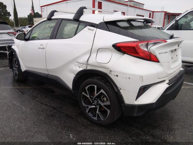 Toyota C-HR Xle Image 2