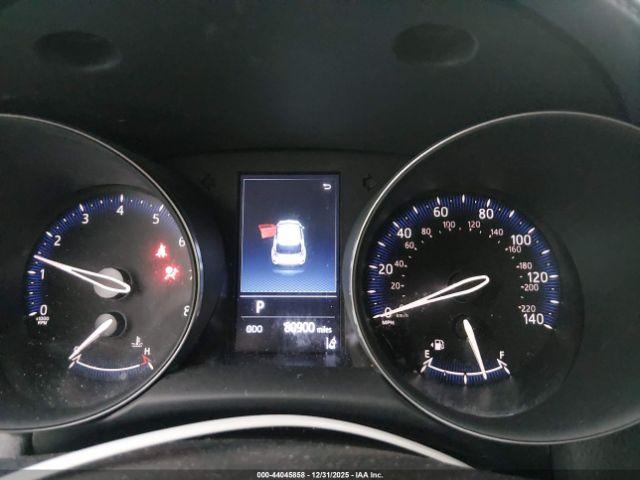 Toyota C-HR Xle Image 12