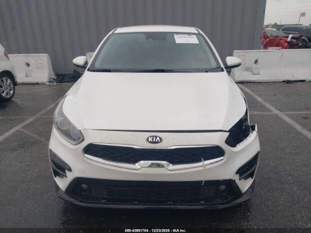 Kia Forte Lxs Image 7