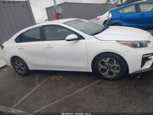 Kia Forte Lxs Image 6