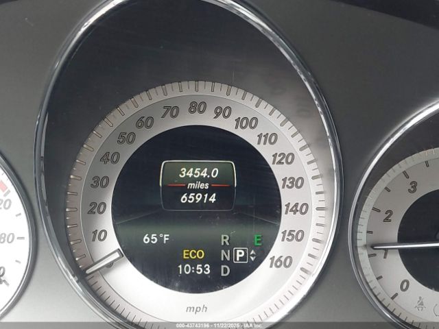 Mercedes-Benz GLK Image 12