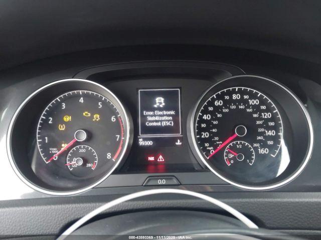 Volkswagen Golf S Image 4