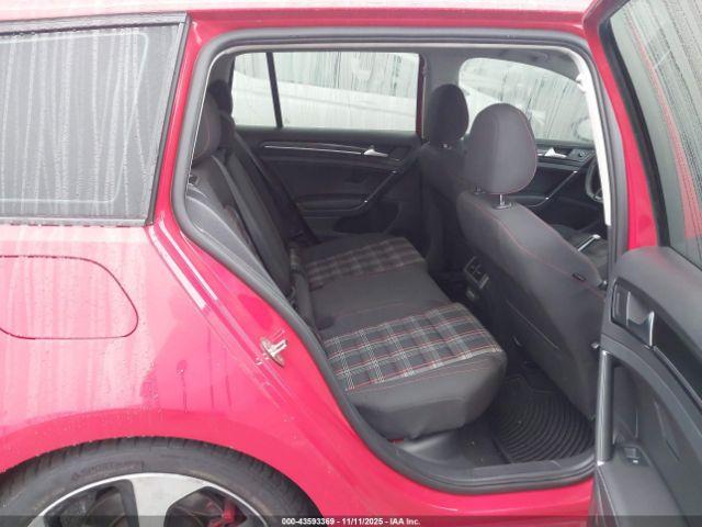 Volkswagen Golf S Image 3