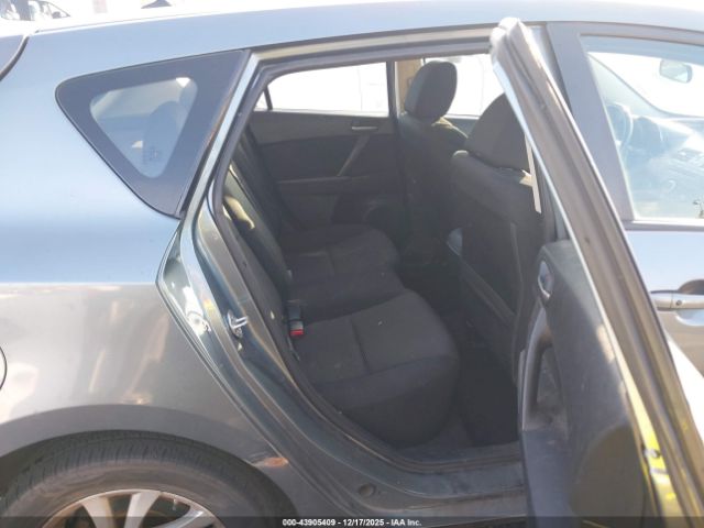 Mazda Mazda3 I Touring Image 2