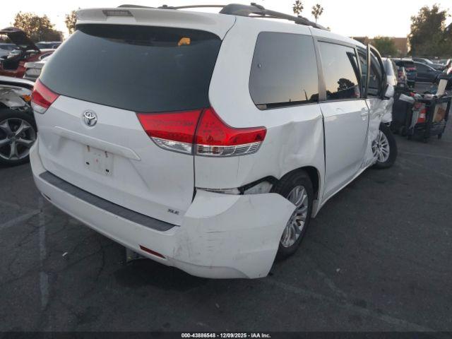 Toyota Sienna Xle V6 8 Passenger Image 5
