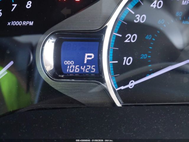 Toyota Sienna Xle V6 8 Passenger Image 17