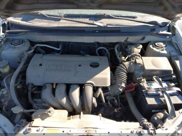 Toyota Corolla Ce Image 9