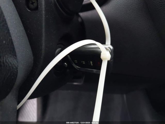 Toyota Corolla Le Image 7