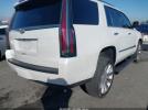 Cadillac Escalade Platinum Image 3