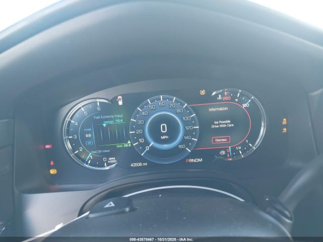 Cadillac Escalade Platinum Image 9