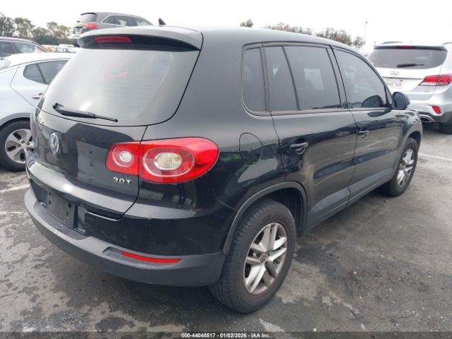 Volkswagen Tiguan S Image 5