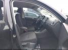 Volkswagen Tiguan S Image 4