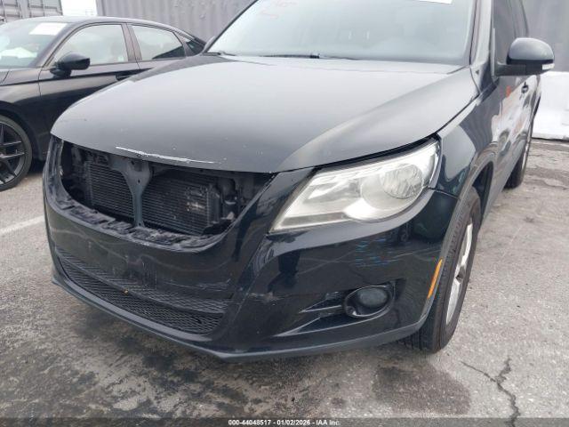 Volkswagen Tiguan S Image 3